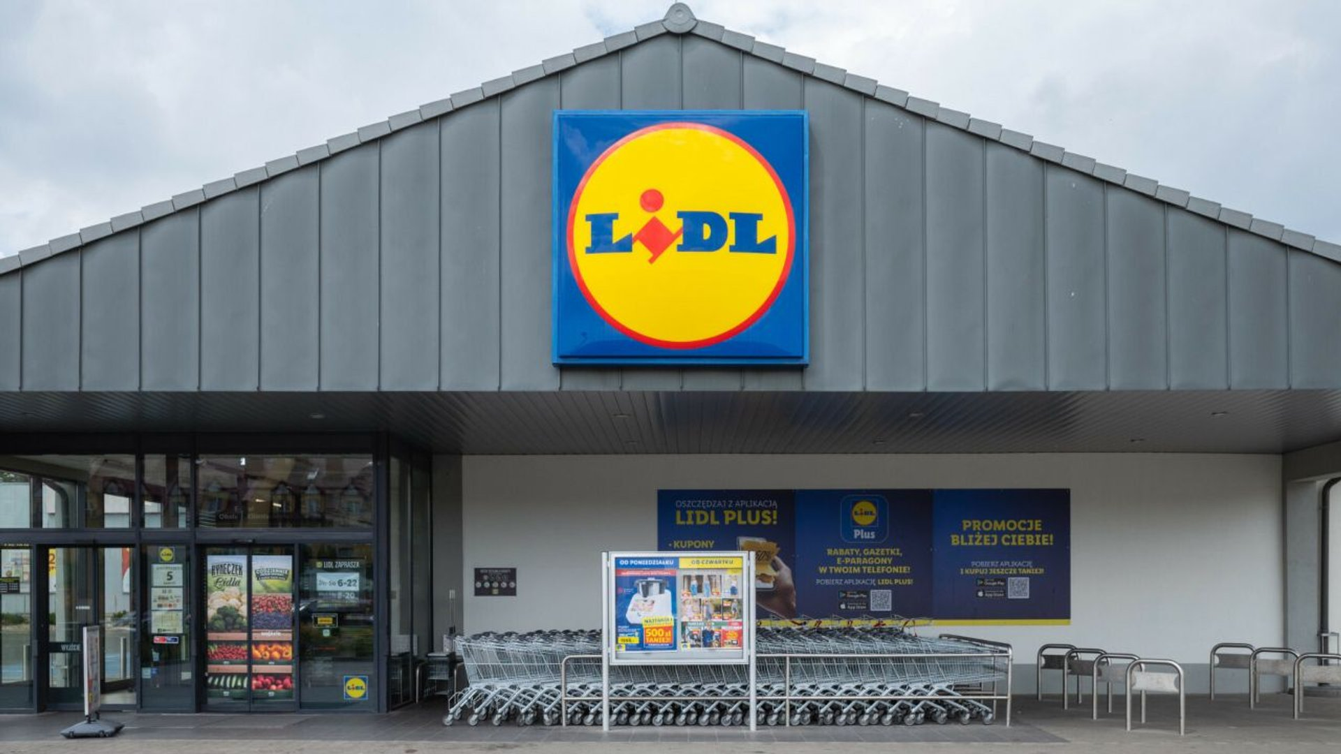 neighborhood.facilities.lidl.name